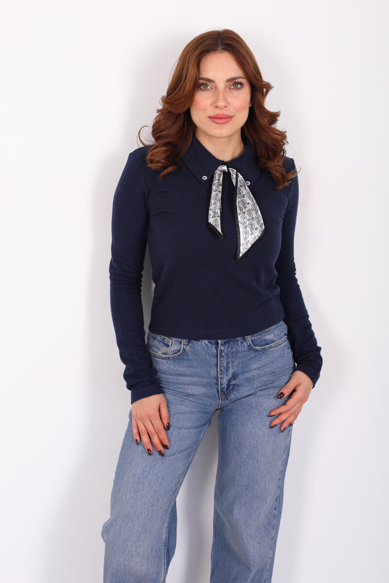 Yakası Fularlı Lacivert Kadın Selanik Bluz - 1