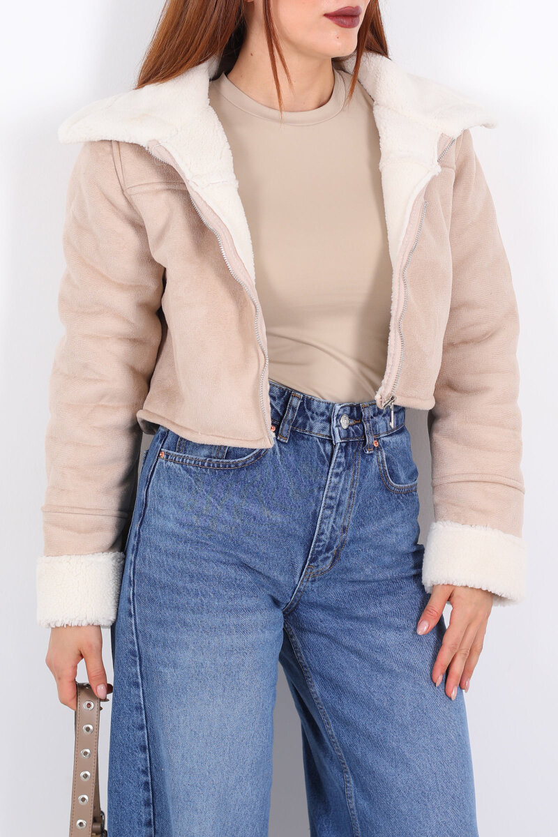 Yakası Kolları Kürklü Süet Bej Kadın Kısa Mont - 2