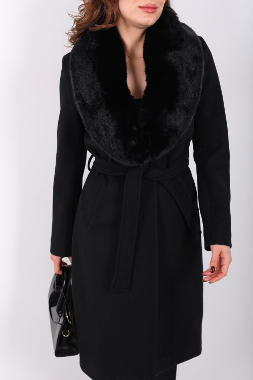 Yakası Kürklü Siyah Kadın Kuşaklı Kaşe Kaban - Berox (1)