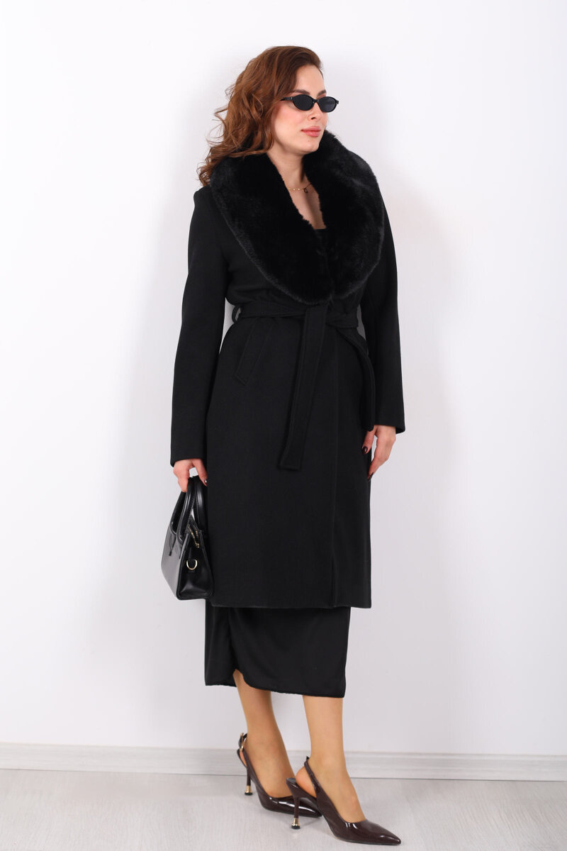 Yakası Kürklü Siyah Kadın Kuşaklı Kaşe Kaban - 4