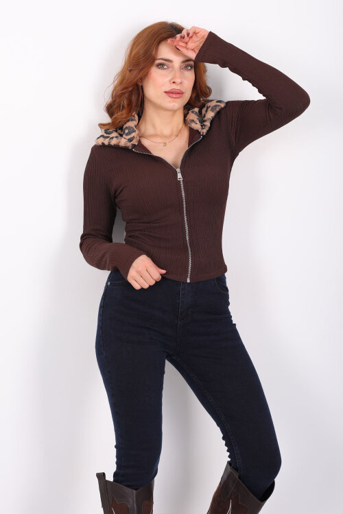 Yakası Leopar Kürklü Kahverengi Kadın Fitilli Ceket - Berox