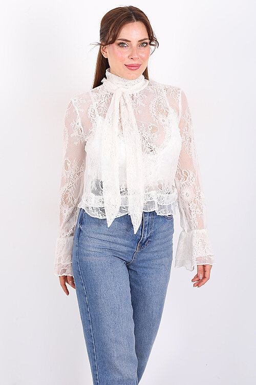 Yakası Şal Bağlamalı Fırfır Detaylı Ekru Kadın Dantel Bluz - 4