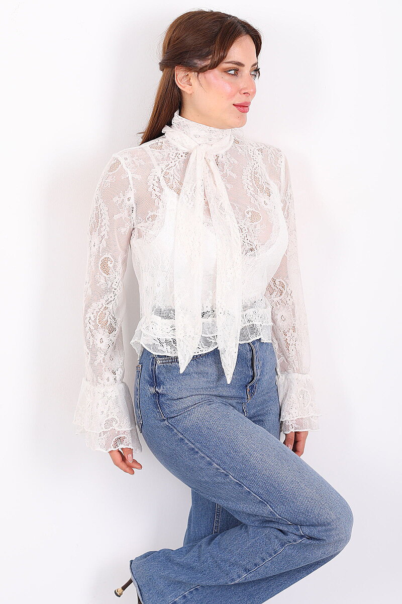 Yakası Şal Bağlamalı Fırfır Detaylı Ekru Kadın Dantel Bluz - 6