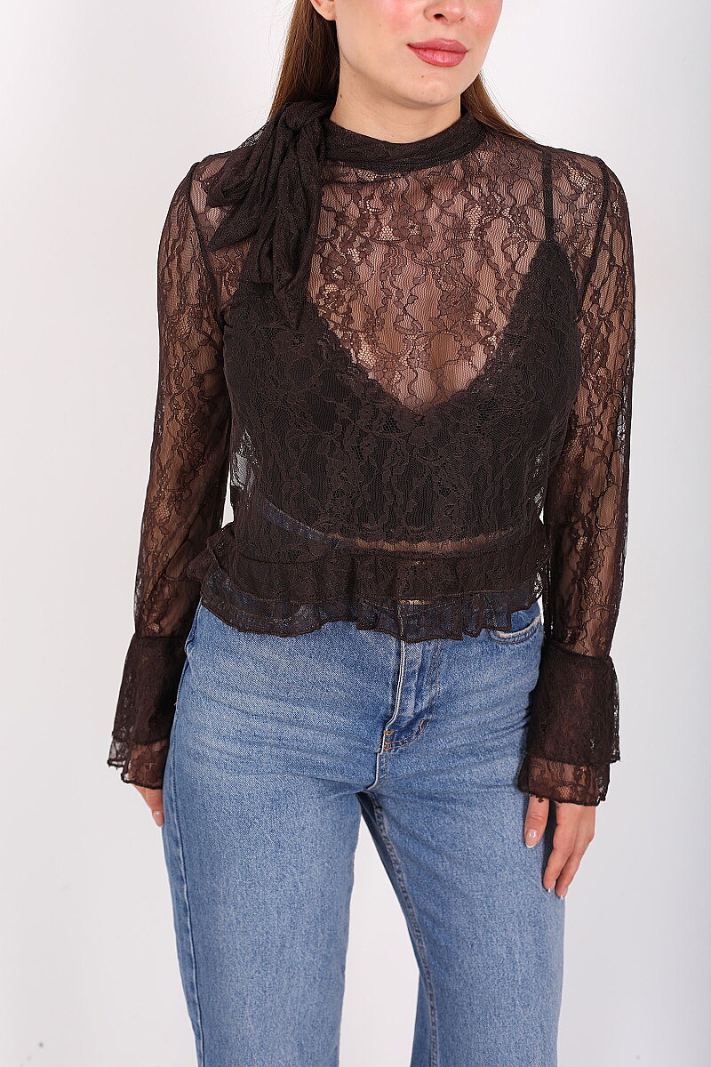 Yakası Şal Bağlamalı Fırfır Detaylı Kahverengi Kadın Dantel Bluz - 2