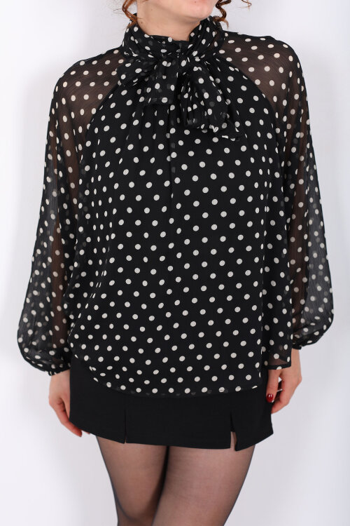 Yakası Şal Detaylı Puantiyeli Şifon Siyah Kadın Bluz - Berox (1)