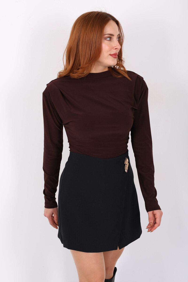 Yanı Büzgülü Asimetrik Acı Kahve Kadın Vatkalı Bluz - 3