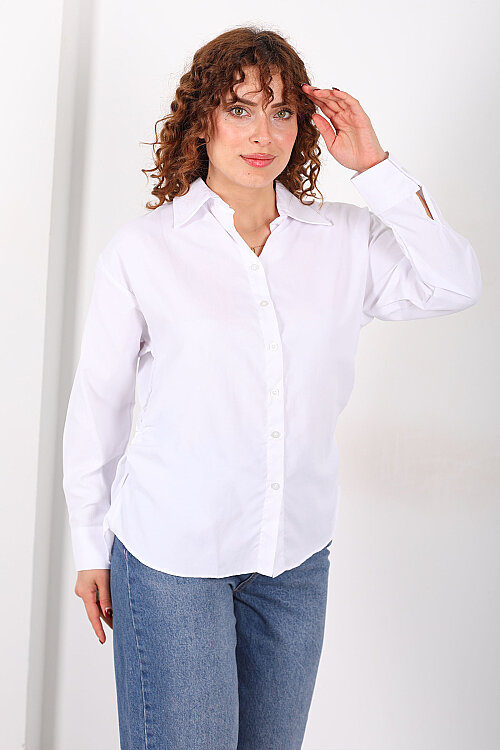 Yanları Büzgülü Beyaz Kadın Basic Gömlek - 3