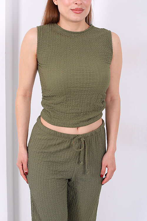 Yanları Drapeli Bisiklet Yaka Kadın Haki Kolsuz Bubble Bluz - Berox (1)