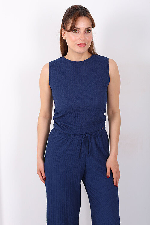 Yanları Drapeli Bisiklet Yaka Kadın Lacivert Kolsuz Bubble Bluz - 6