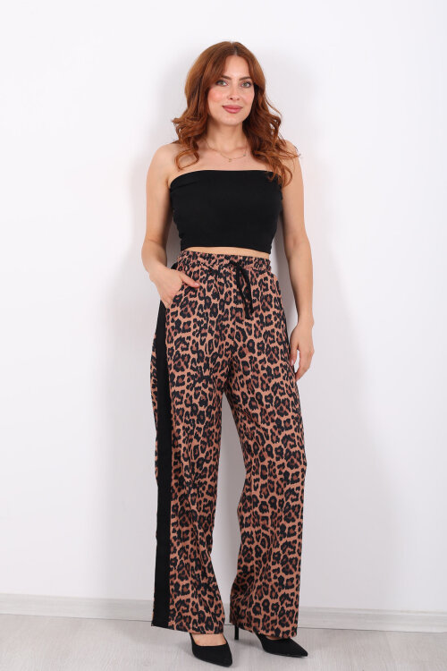 Yanları Şeritli Bol Paça Leopar Kadın Pantolon - Berox