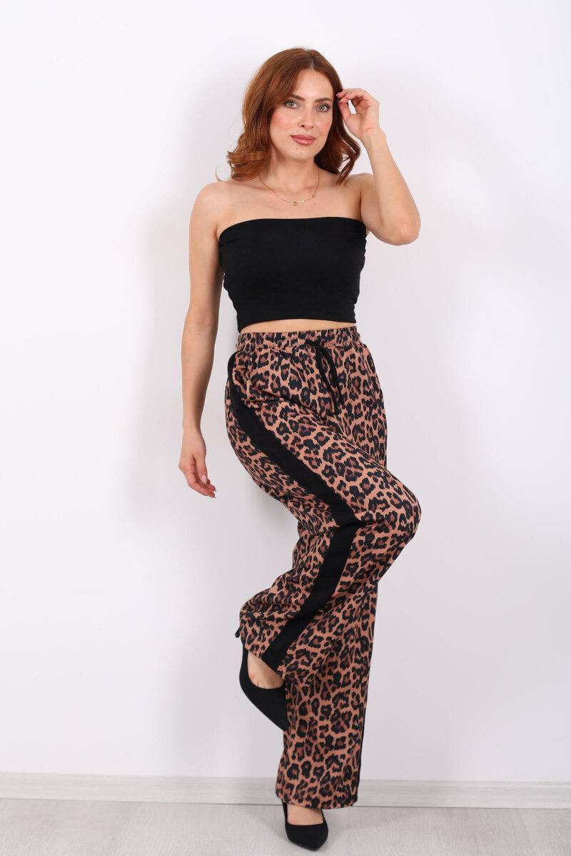 Yanları Şeritli Bol Paça Leopar Kadın Pantolon - 3