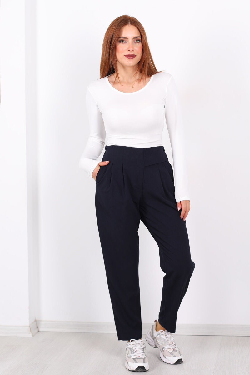 Yarım Kemer Çift Düğmeli Lacivert Kadın Havuç Pantolon - 1