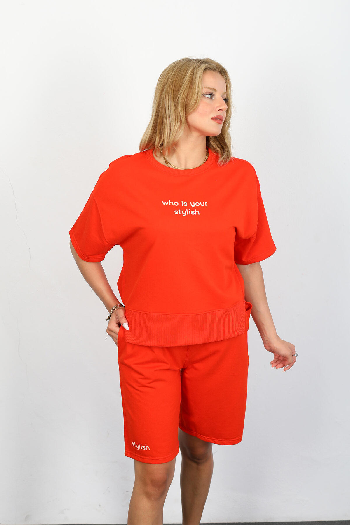 Yazı Baskılı Turuncu Kadın T-shirt Şort Takım