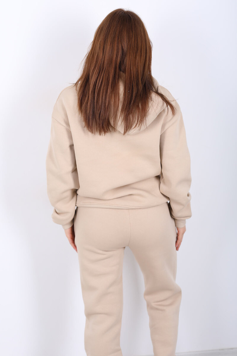 Yazı Nakışlı Kanguru Cepli Bej Kadın Üç İplik Eşofman Takım - 5