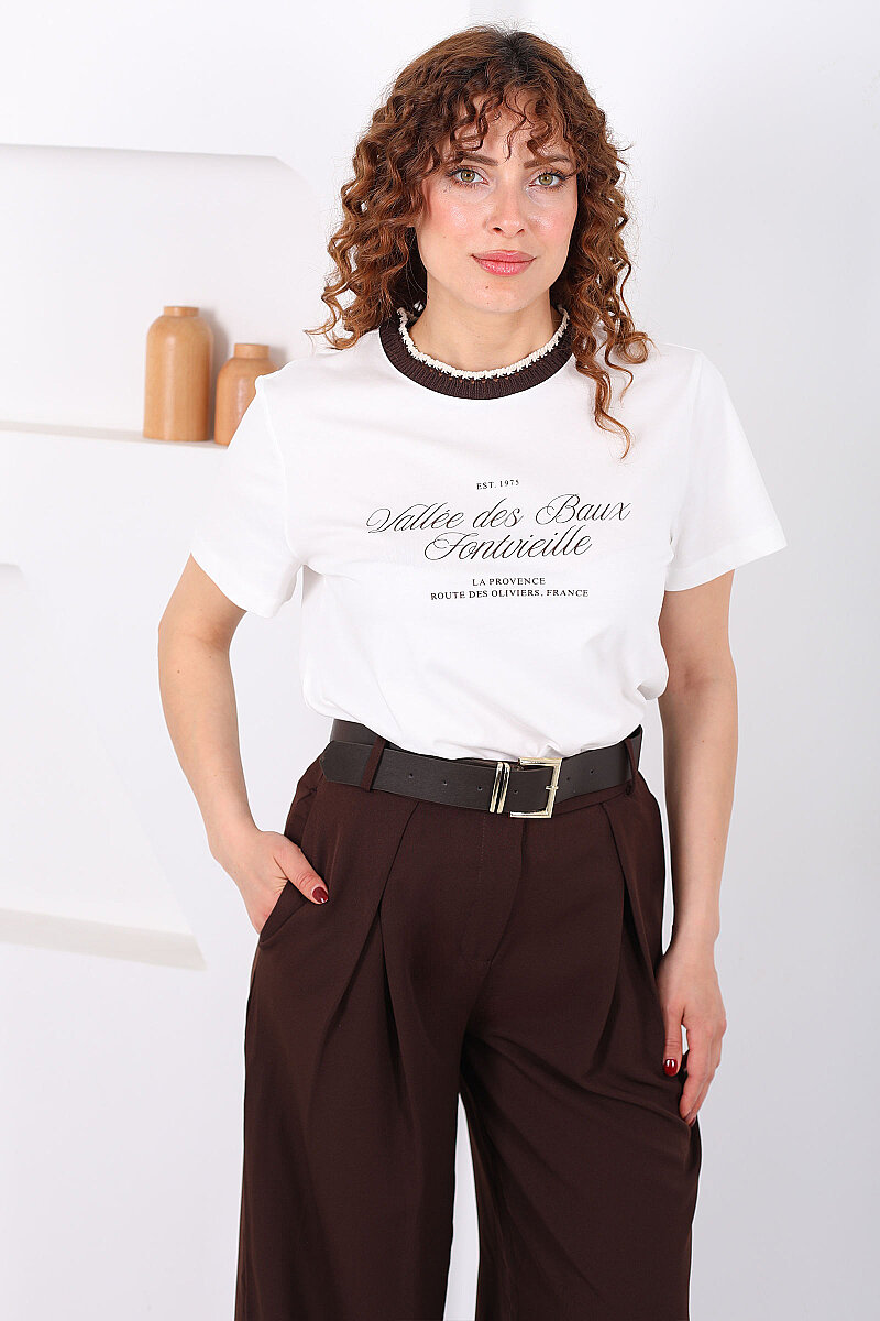 Yazılı Ve Yaka Örgülü Kadın Beyaz T-Shirt - 1