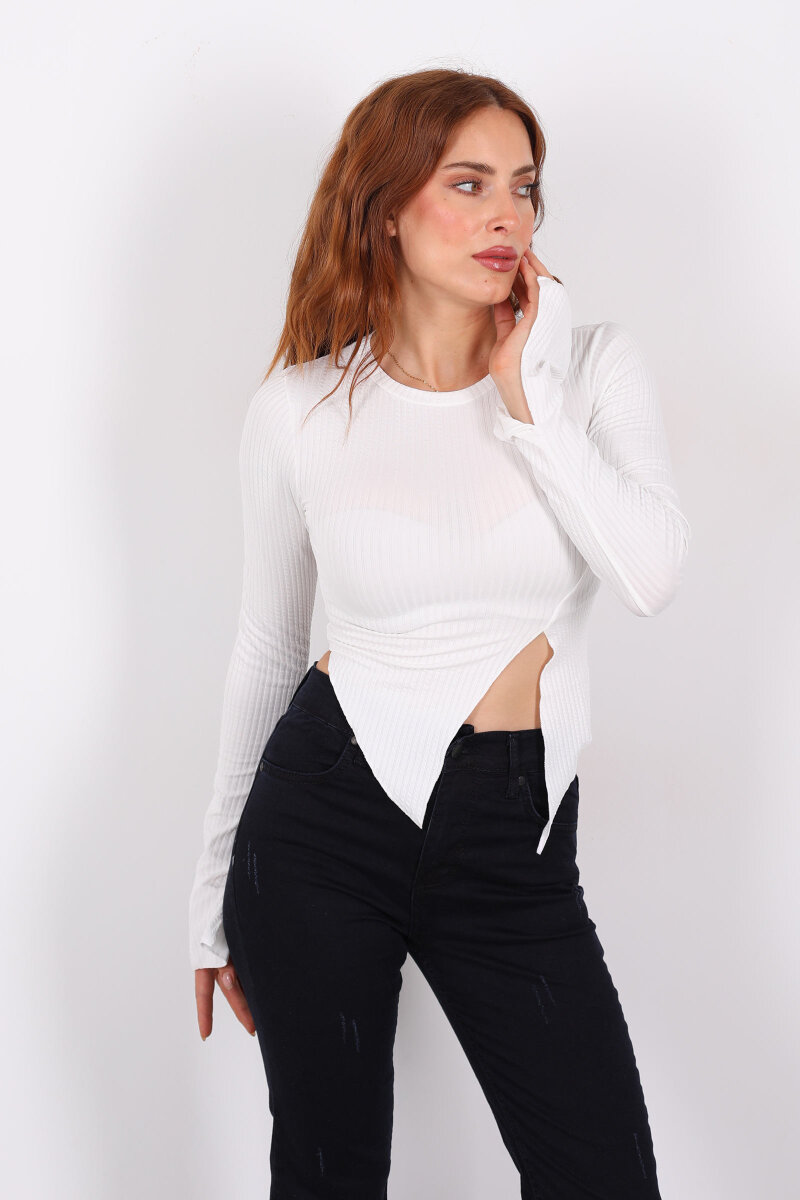 Yırtmaçlı İspanyol Kol Beyaz Kadın Bluz - 4