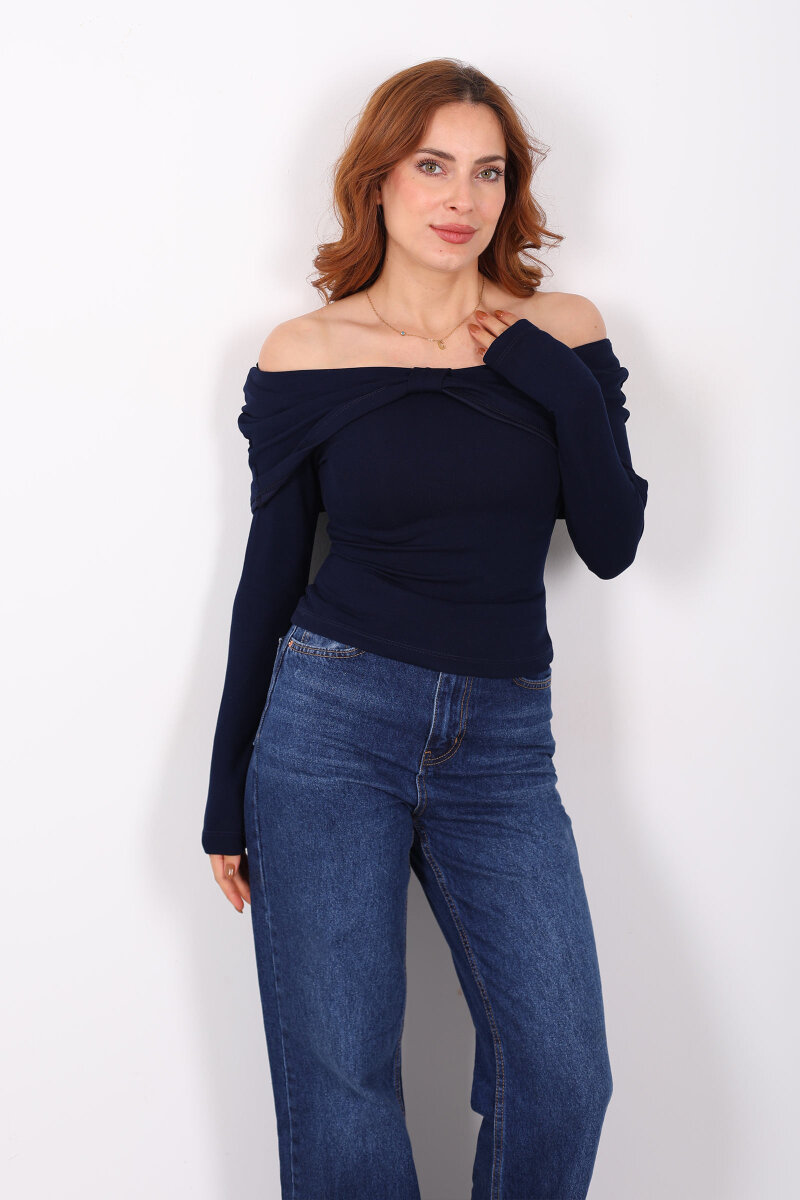 Yuvarlak Yaka Fiyonk Detaylı Kadın Lacivert Bluz - 3