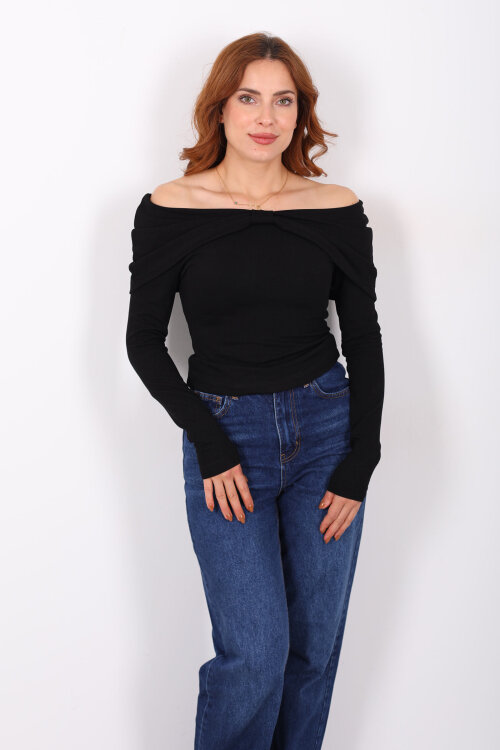 Yuvarlak Yaka Fiyonk Detaylı Kadın Siyah Bluz - 6