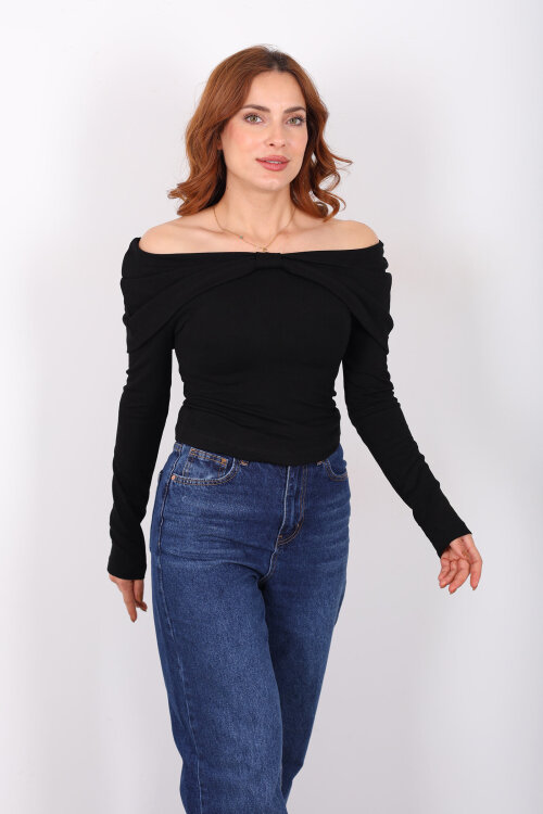 Yuvarlak Yaka Fiyonk Detaylı Kadın Siyah Bluz - Berox