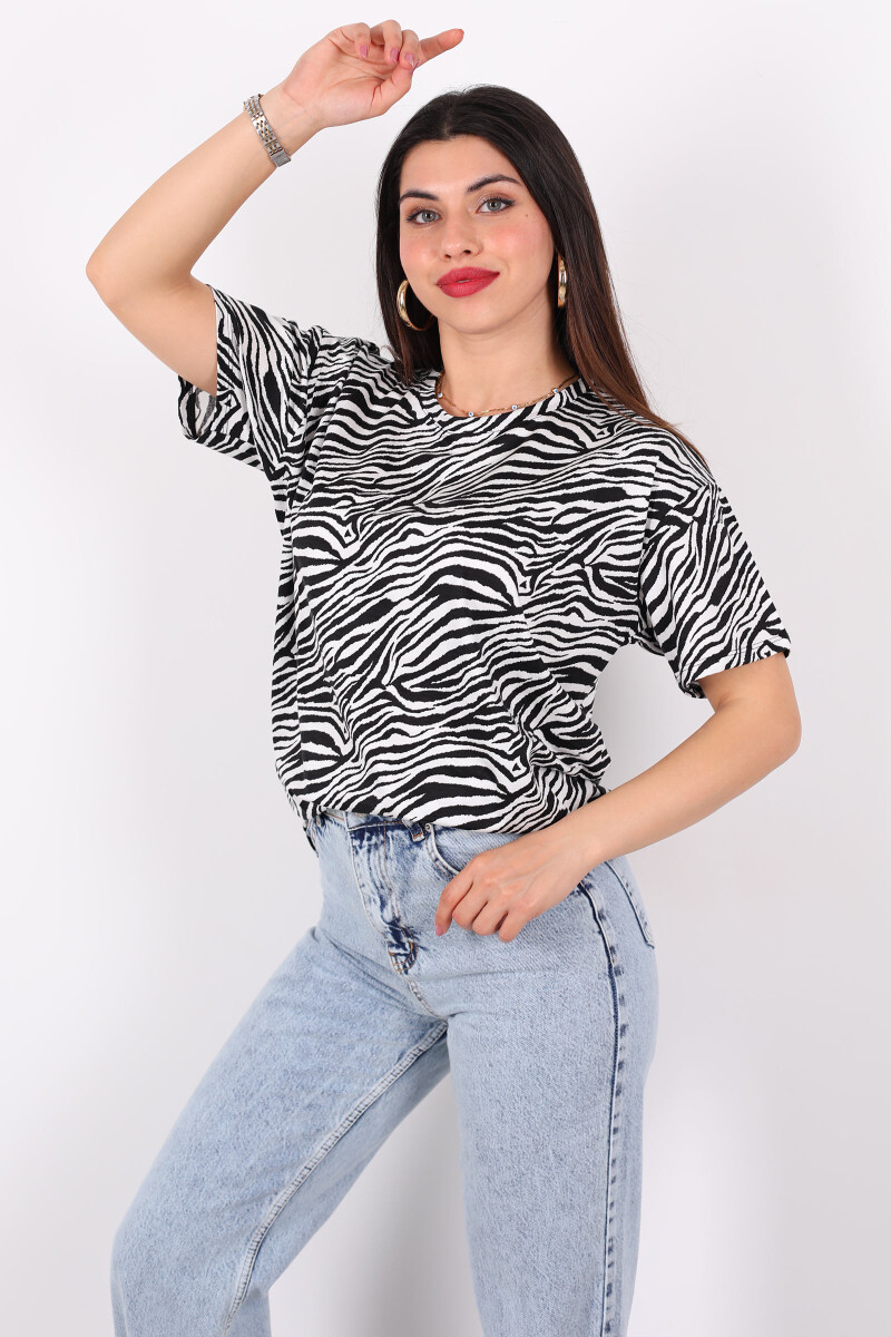 Zebra Desenli Kısa Kol Siyah Kadın T-Shirt - 1